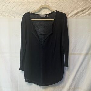 Athleta Black Blouse with 3/4 Sleeves and V-Neck